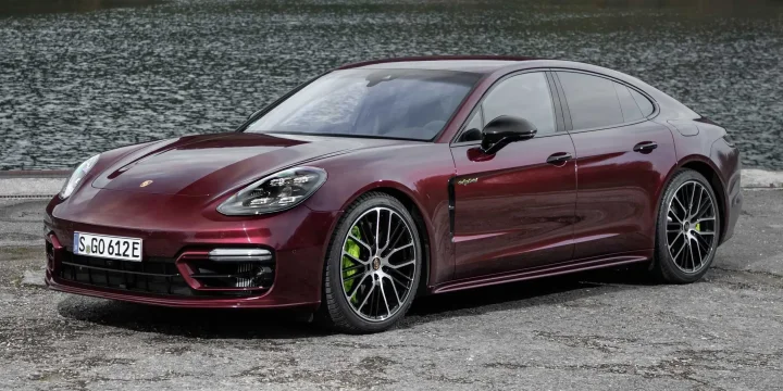 2021 Porsche Panamera 4 E-Hybrid