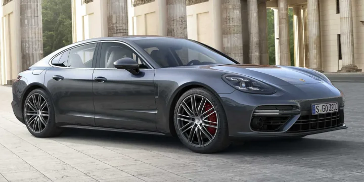 2017 Porsche Panamera Turbo