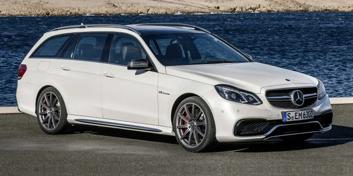 2014 Mercedes-Benz E-Class E 300 T BlueTEC HYBRID 7G-Tronic Plus
