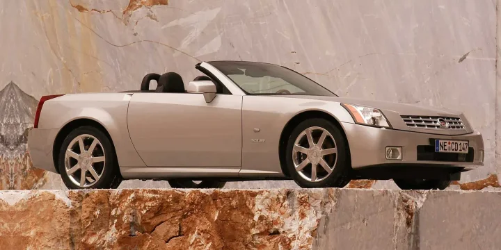 2004 Cadillac XLR (EU) 4.6 V8
