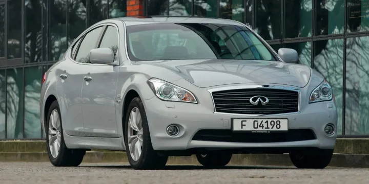 2011 Infiniti M35h