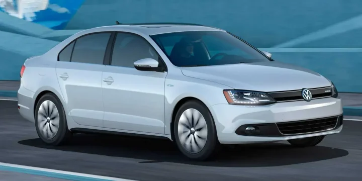 2013 Volkswagen Jetta (NA) Jetta Hybrid (NA)