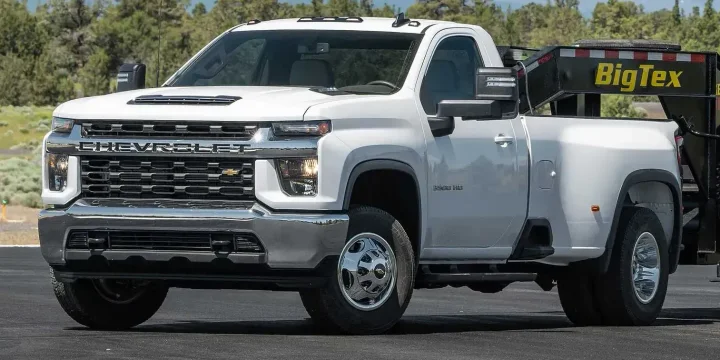 2020 Chevrolet Silverado HD 6.6 V8 Duramax Automatic, 10-speed