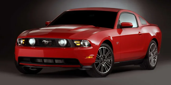 2010 Ford Mustang GT 320ps