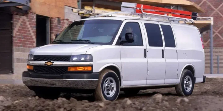 2003 Chevrolet Express G2500 Cargo Van Hydra-Matic, 4-speed
