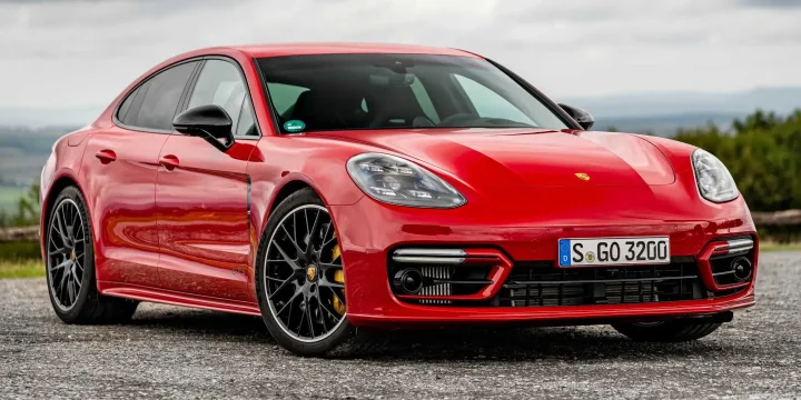 2021 Porsche Panamera GTS