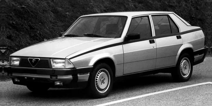 1987 Alfa Romeo Milano (NA) 2.5 V6 12V