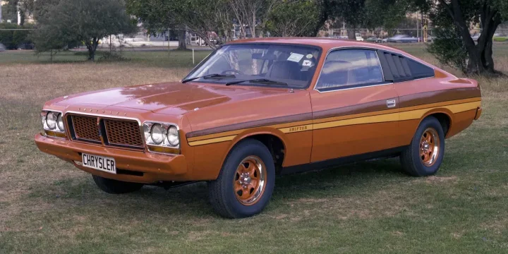 1976 Chrysler Charger 770 5.2 V8 TorqueFlite, 3-speed