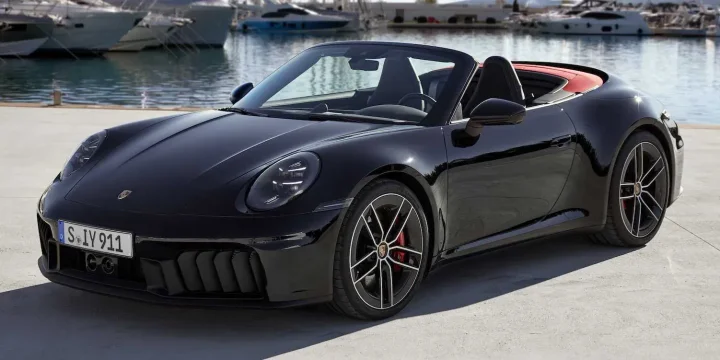 2025 Porsche 911 Carrera GTS Cabriolet