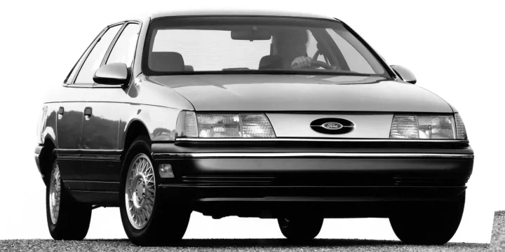 1989 Ford Taurus 3.0 V6 Automatic, 4-speed