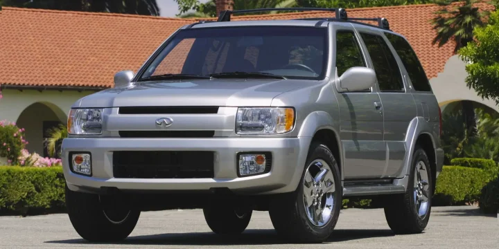 2000 Infiniti QX4 AWD Automatic, 4-speed