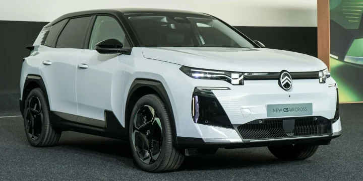2025 Citroën Concept Hybrid 145 e-DCS, 6-speed