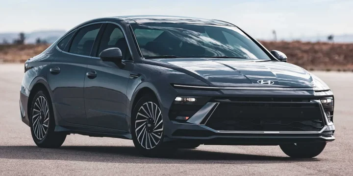 2024 Hyundai Sonata Hybrid Automatic, 6-speed
