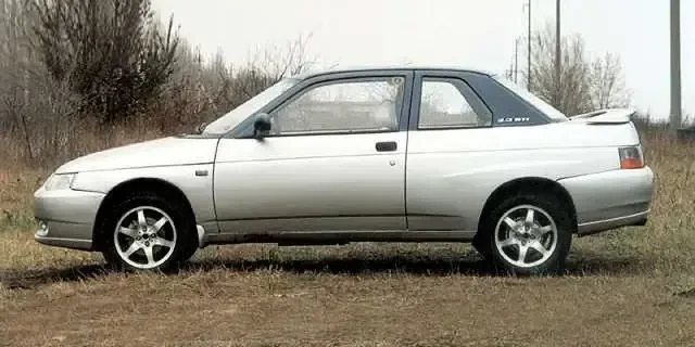 1999 Lada 110 1106 GTI Coupé