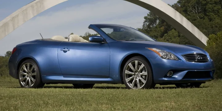 2011 Infiniti G37 Convertible