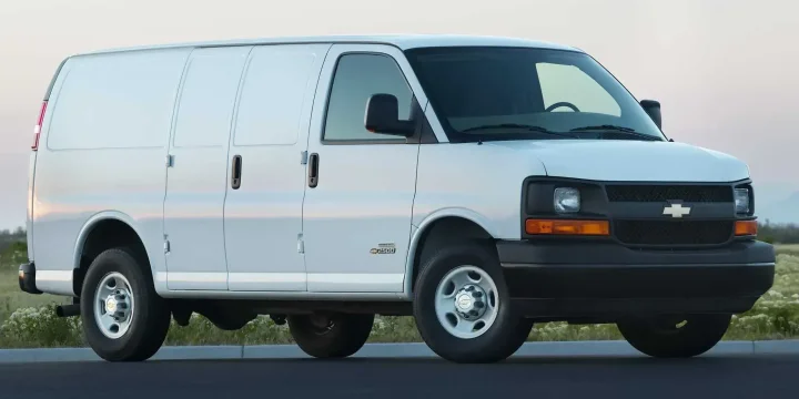 2017 Chevrolet Express G2500 Cargo Van Hydra-Matic, 8-speed