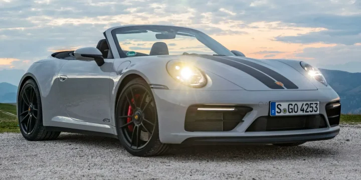 2022 Porsche 911 Carrera 4 GTS Cabriolet