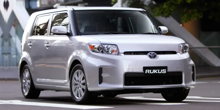 2010 Toyota Rukus generation E150