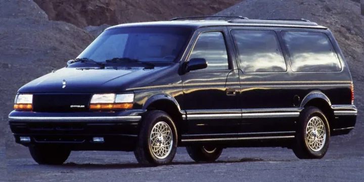 1996 Chrysler Town & Country MPV 3.8 V6 Automatic