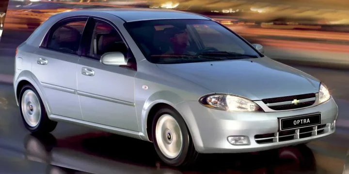 2004 Chevrolet Optra5