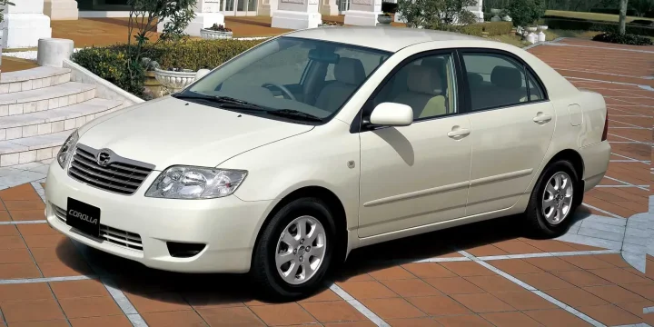 2004 Toyota Corolla (JDM) Corolla Luxel Super ECT, 4-speed