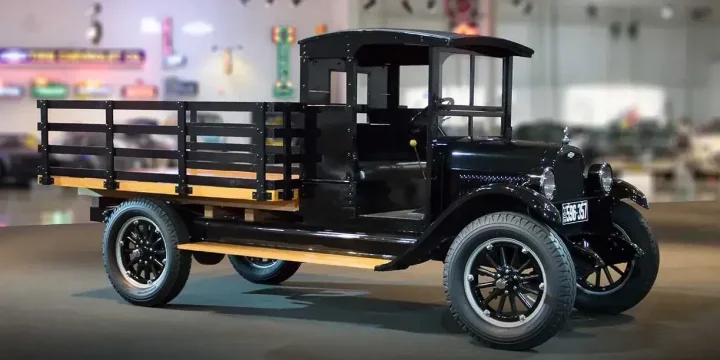 1926 Chevrolet Superior 1-Ton Utility Express 2.8 Manual, 3-speed