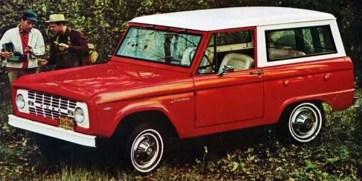 1966 Ford Bronco 4.7 V8 4x4 Manual, 3-speed