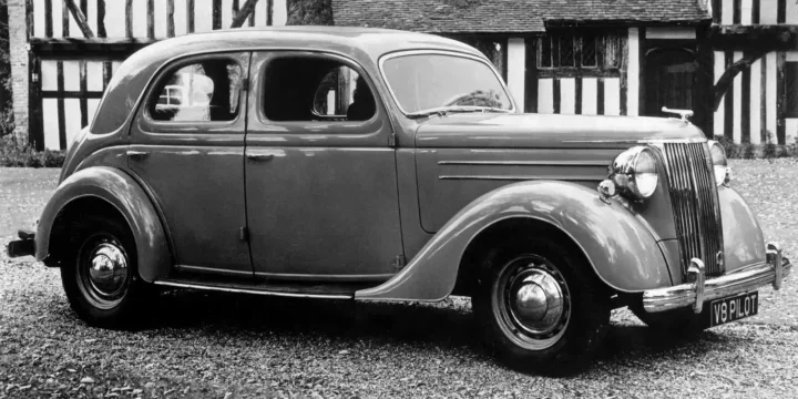 1947 Ford Pilot generation E71A 3.6 V8 Manual, 3-speed 87ps