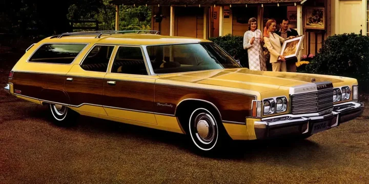 1974 Chrysler Town & Country 2-seat 7.2 V8 TorqueFlite, 3-speed