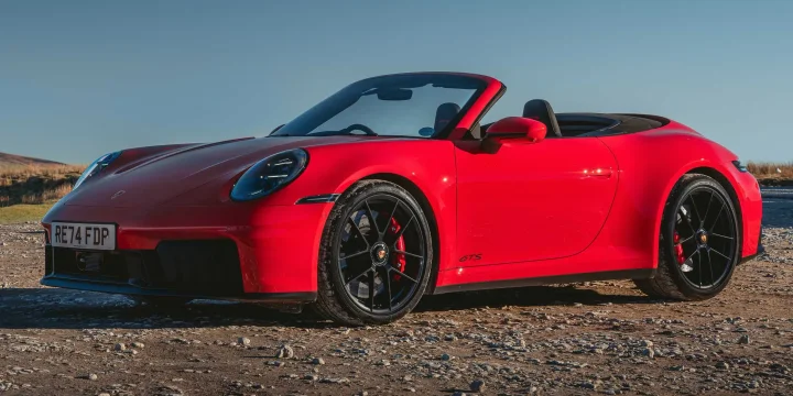 2025 Porsche 911 Carrera 4 GTS Cabriolet