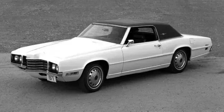 1971 Ford Thunderbird 7.0 V8 SelectShift