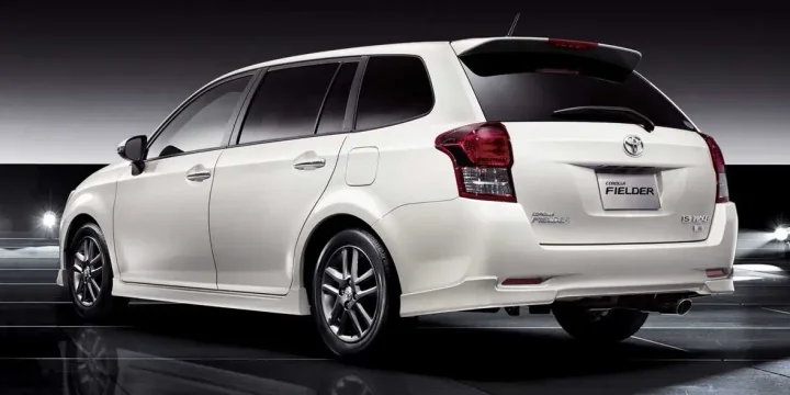 2013 Toyota Corolla (JDM) Corolla Fielder Hybrid e-