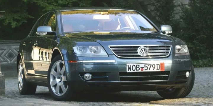 2003 Volkswagen Phaeton (NA) generation Type 3D