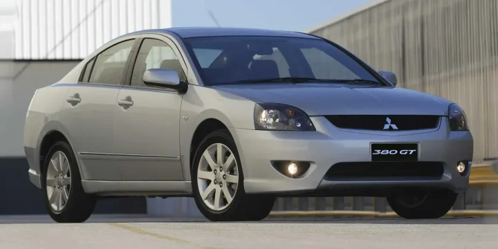 2007 Mitsubishi 380