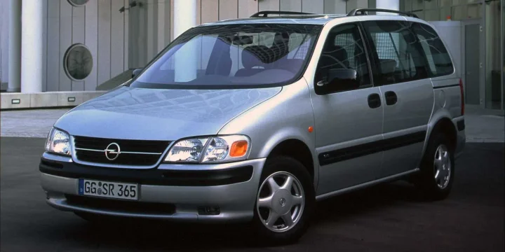 1997 Opel Sintra