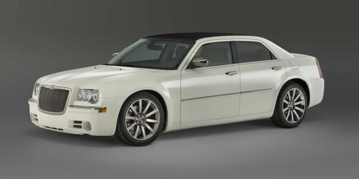2005 Chrysler 300C 5.7 V8 Automatic, 5-speed