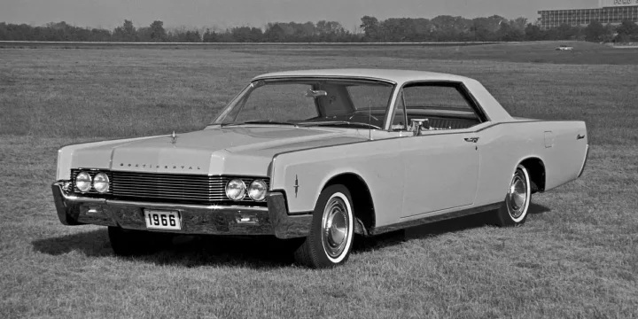 1966 Lincoln Continental Coupé
