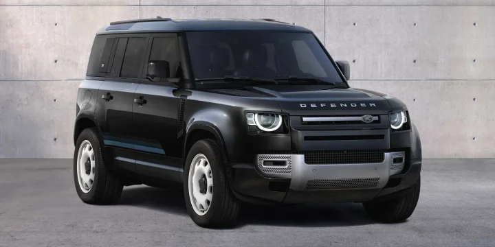 2023 Land Rover Defender 130 V8 P500