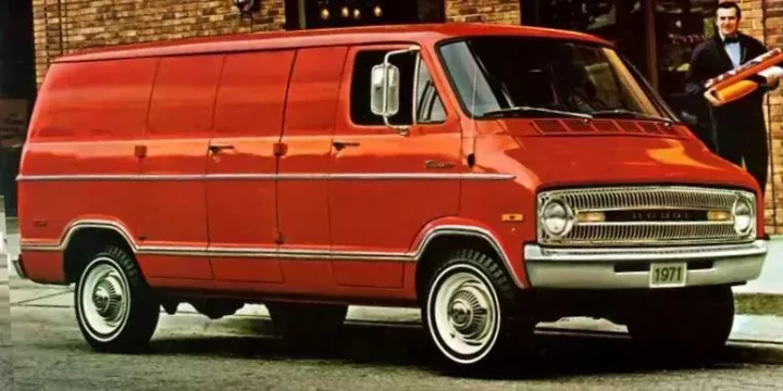 1971 Dodge B-Van 5.2 V8
