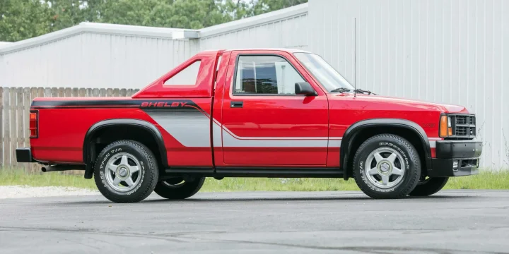 1989 Shelby Dakota