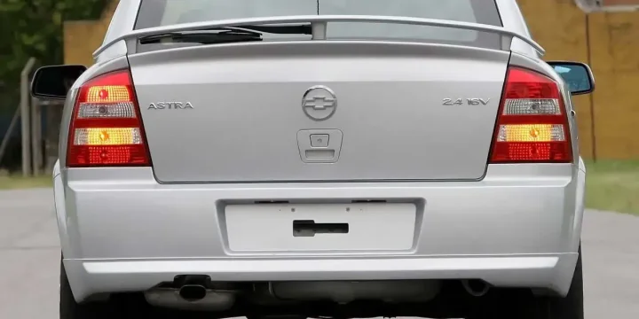 2004 Chevrolet Astra GSi Manual, 5-speed