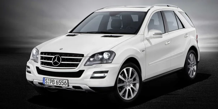 2012 Mercedes-Benz M-Class ML 63 AMG 4MATIC AMG SpeedShift Plus 7G-Tronic