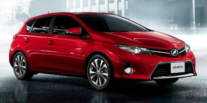 2012 Toyota Auris RS