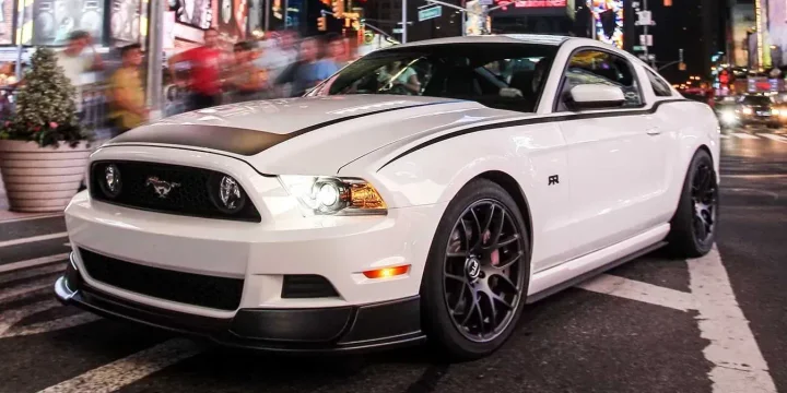 2013 RTR Mustang GT Spec 1/2