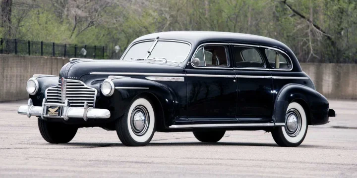 1941 Buick Limited 8-passenger Touring Sedan 5.2 Manual