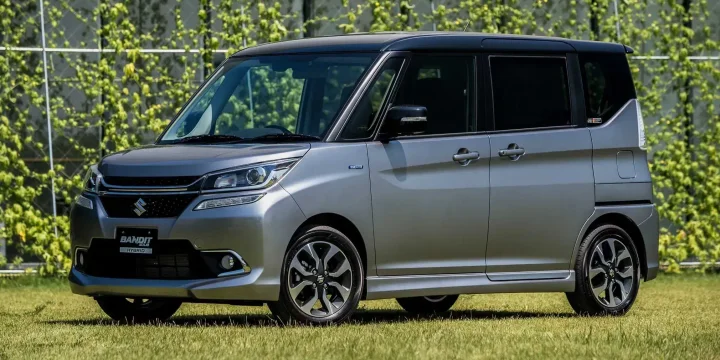 2015 Suzuki Solio Hybrid
