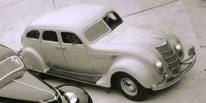1935 Chrysler Airstream Six Touring Sedan 4.0 Manual