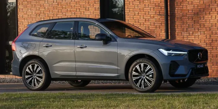 2022 Volvo XC60 (CN) B5 AWD Geartronic, 8-speed