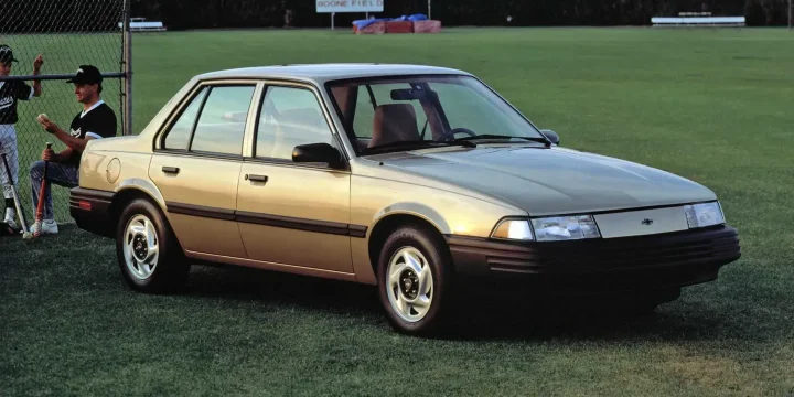 1991 Chevrolet Cavalier RS Sedan 2.2 TBI