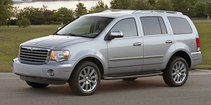 2007 Chrysler Aspen 5.7 V8 Automatic, 5-speed